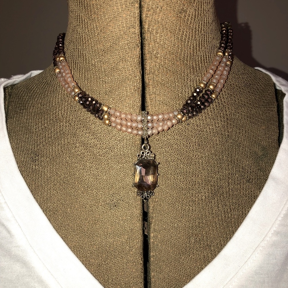 Stunning vintage Simply Noelle choker